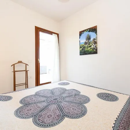 Bella Hotel 4*